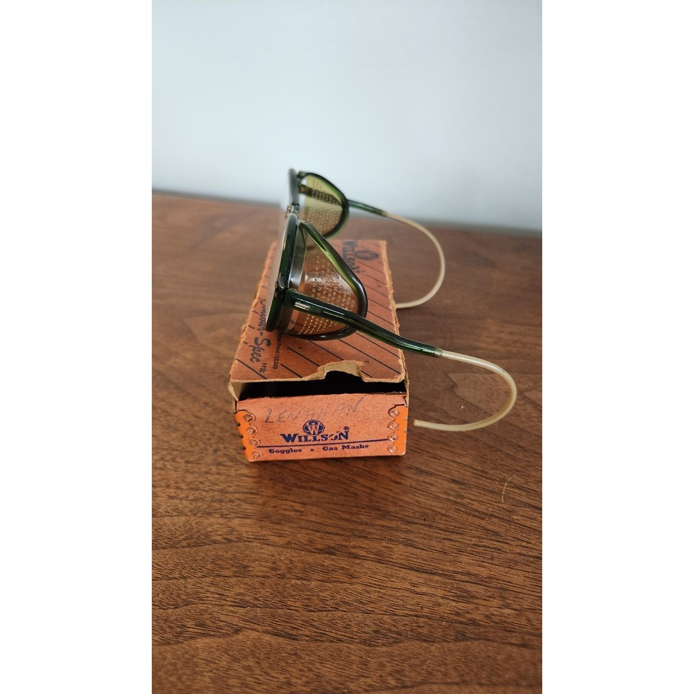 Vintage Green Willson Contour Spec Folding Safety Goggles Steampunk